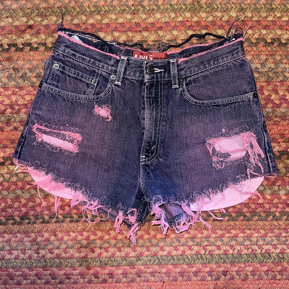 RETRO VTG LEVIS 569 DISTRESSED PINK CUT OFF SHORTS PUNK